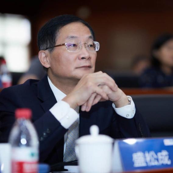 盛松成:新旧动能转换下的融资结构变迁及对货币政策的思考